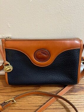 Vintage Dooney & Bourke Crossbody Purse